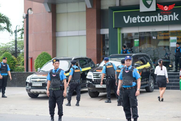AN NINH NGÂN HÀNG – VAI TRÒ CỦA LỰC LƯỢNG BẢO VỆ CHUYÊN NGHIỆP